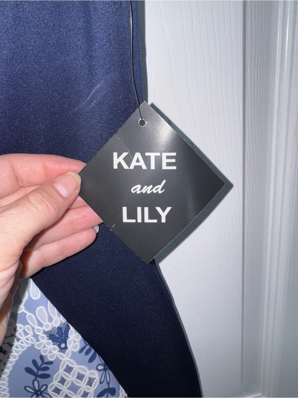 Kate and Lily Navy and Light Blue Patterned Cap-Sleeve Sheath Dress size 4 NWT - Picture 10 of 12
